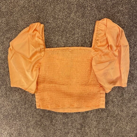 Express Women's Satin V-Bar Puff Sleeve Ruched Pleated Top Apricot Sz XS NWT $58 - Picture 9 of 16